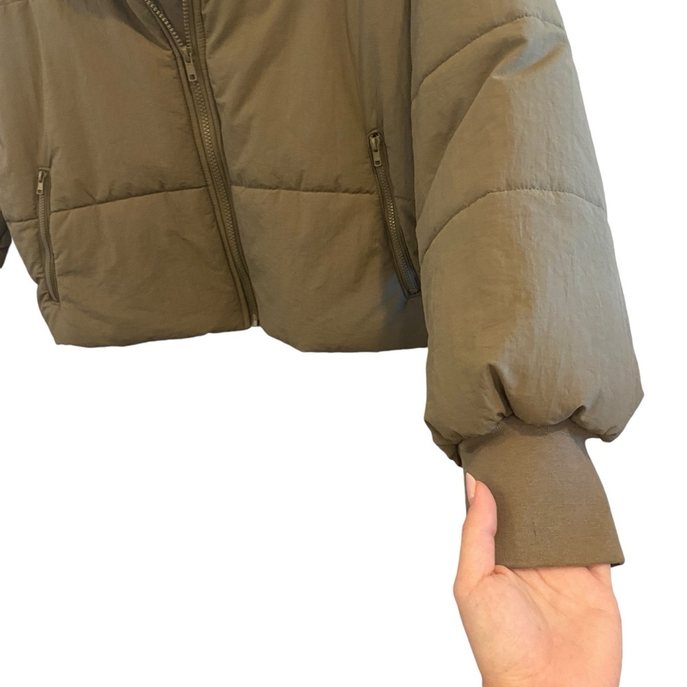 Le Lis Olive Green Cropped Puffer Jacket View 6
